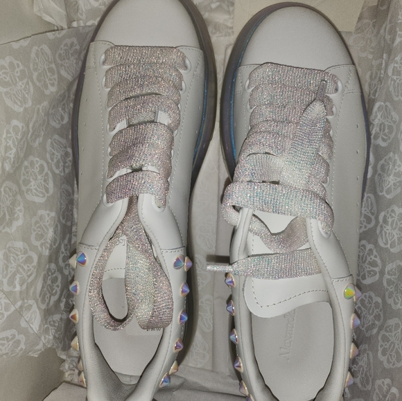 Alexander McQueen Women's Sneakers Sz EU 39 (2 colors Black & White) - Picture 5 of 16